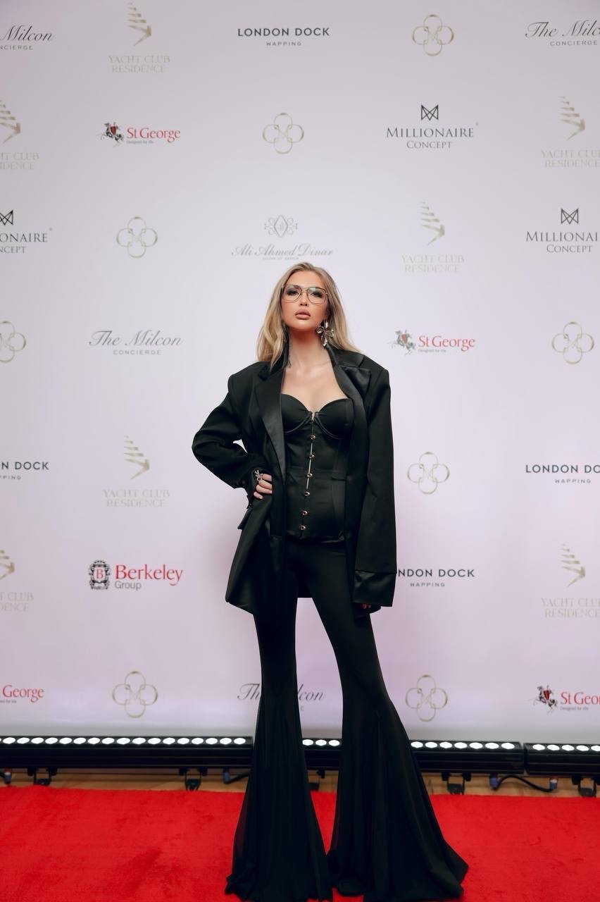 Anastasiia Kazantseva Named “Celebrity Singer of the Year” at The Globe Gala in Baku.